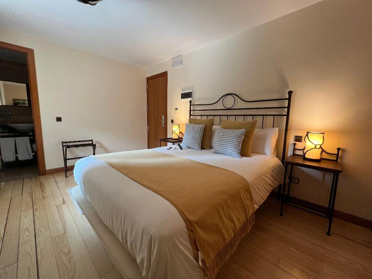 Hotel Corzo