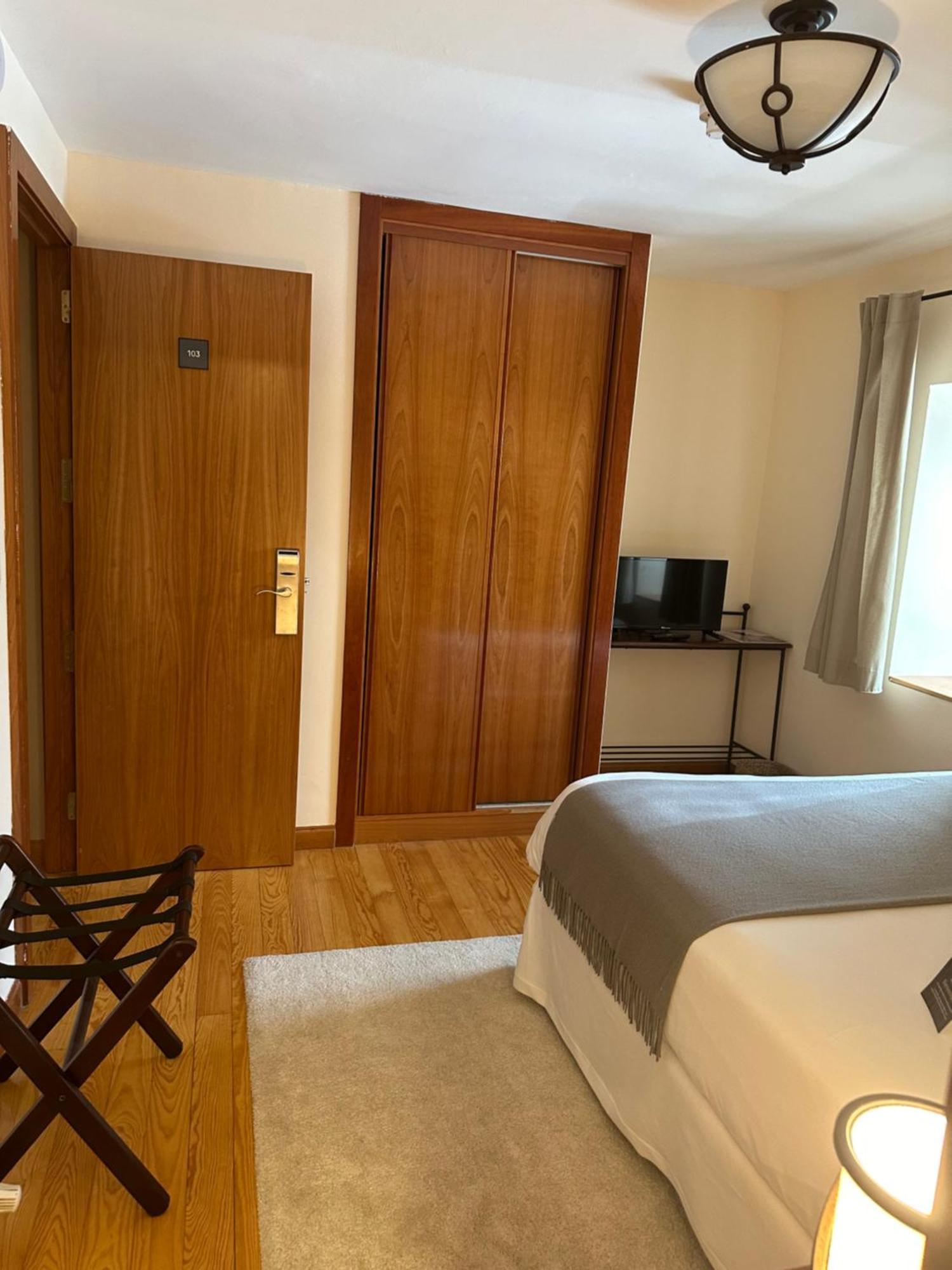 Corzo 4*